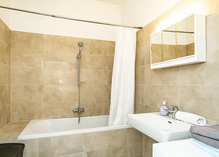 Raimond Ottakring 22 * Відень